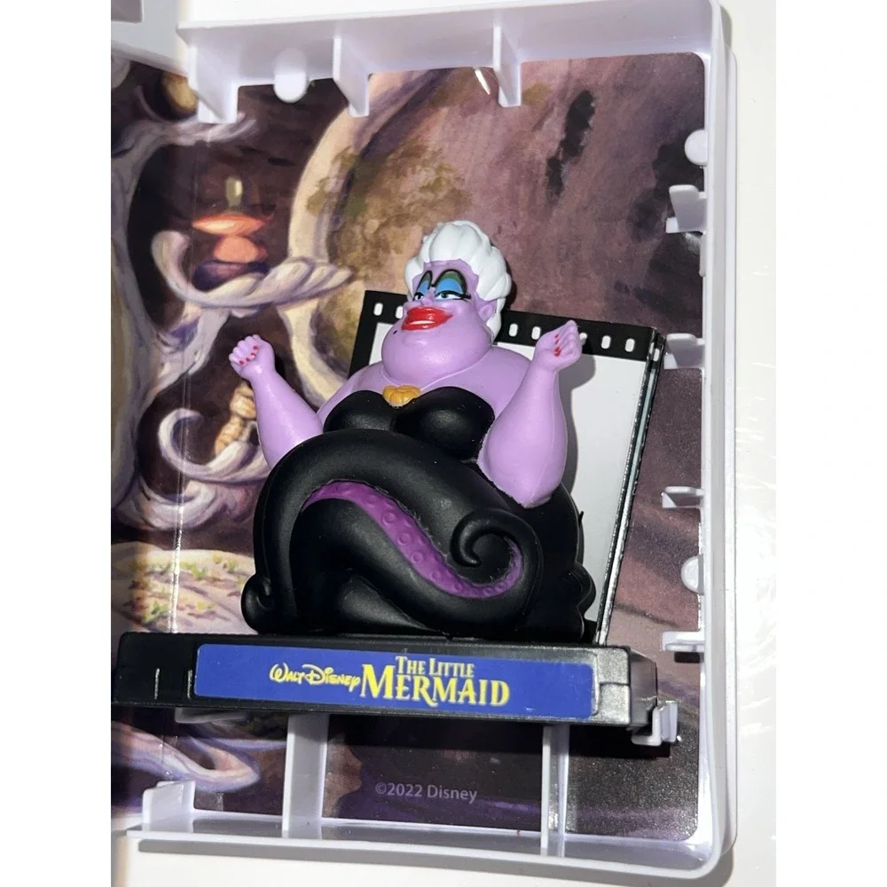 Ursula Disney Collectible Figures  From Little Mermaid (1/b36)